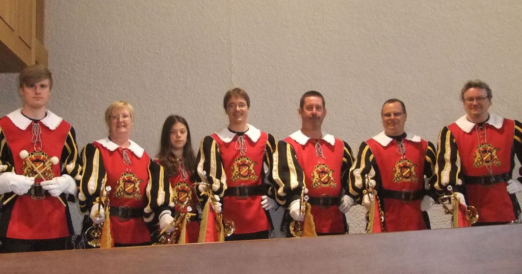 Fanfaren in der Kirche