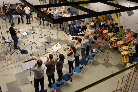 Fanfarenzug in den Bauer-Studios